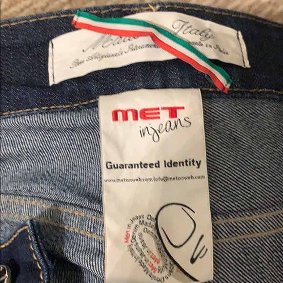 Jeans - Picture 3 of 3